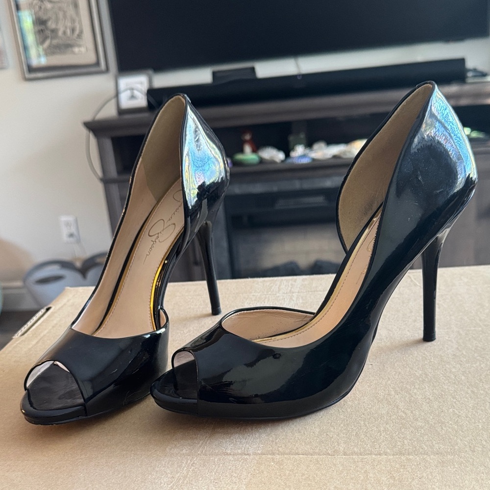 Jessica Simpson Glossy Black Peep-Toe Heels